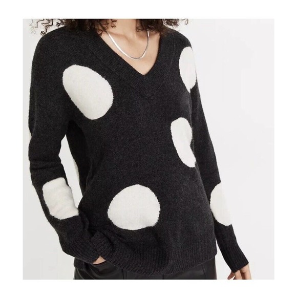 Madewell Dotted Bartlett V-Neck Sweater in Wool Alpaca Blend Coziest Yarn XXS - Picture 2 of 11